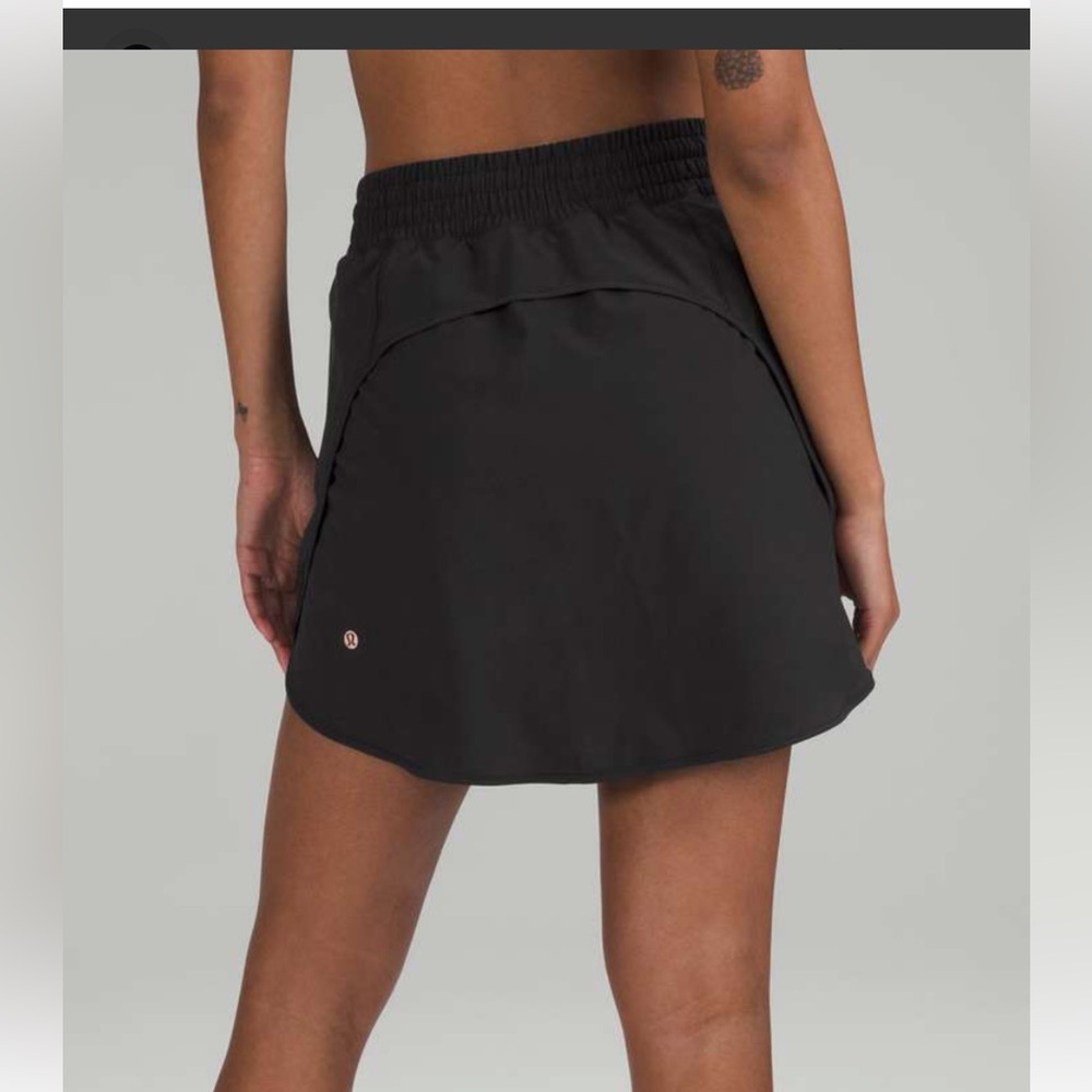 Lululemon Hotty hot skirt - Picture 5 of 5